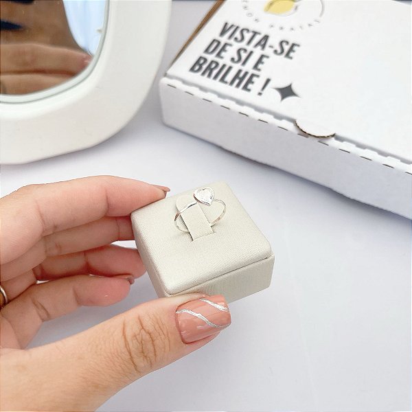 Anel Solitário Coração Cristal