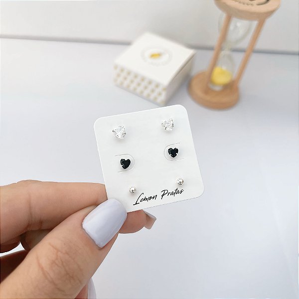 Brinco Trio 3mm bolinha, 4mm coração ônix e coração cristal 5mm