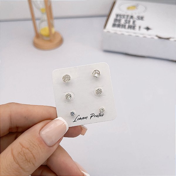 Brinco Trio Redondo Cravação Inglesa Cristal