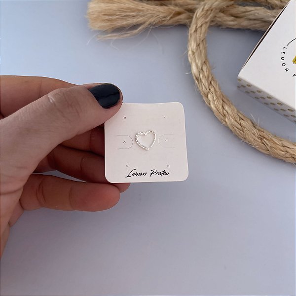 Piercing Coração Cravejado Lado Direito