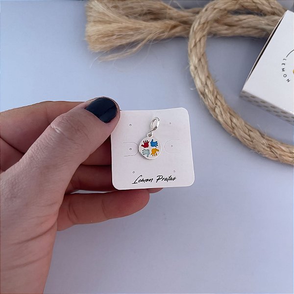 Berloque Autismo Mãozinhas