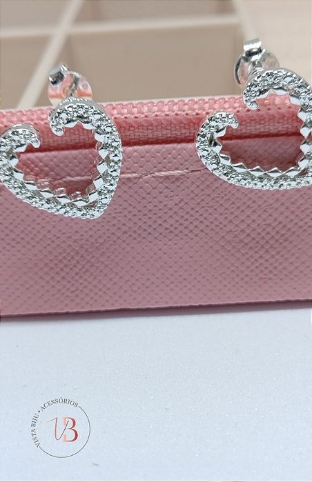 Brinco Coração Vazado