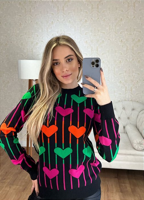 Blusa de Tricô Feminina Manga Longa Listrada com Corações