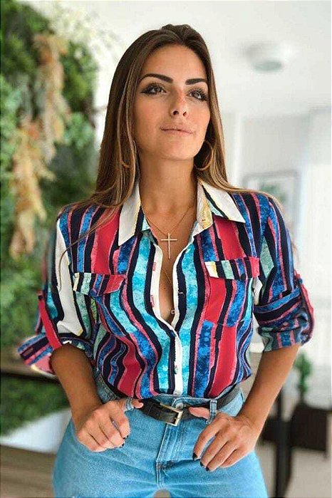 Blusa de Crepe Listrada Manga Longa