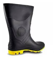 BOTA SOLADO AMARELO PEGA FORTE