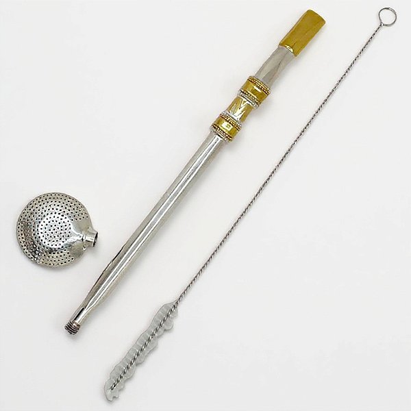 Bomba de Chimarrão em Prata com Letra Inicial em Ouro: Um Presente Único e Especial