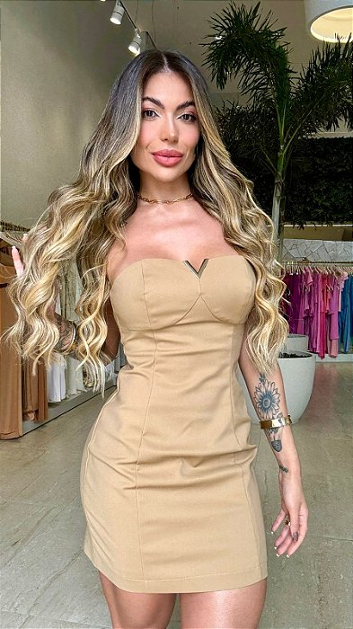 Vestido TQC placa em V