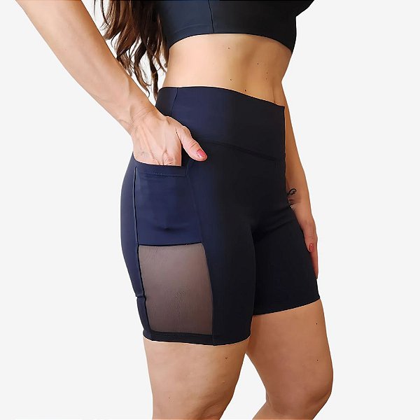 SHORT COM BOLSO E TELA LATERAL