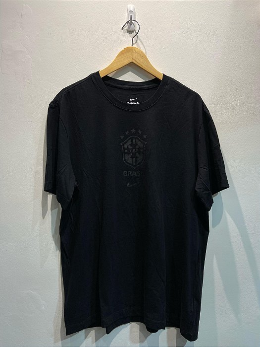 CAMISETA NIKE ESCUDO CBF TRIPLE BLACK