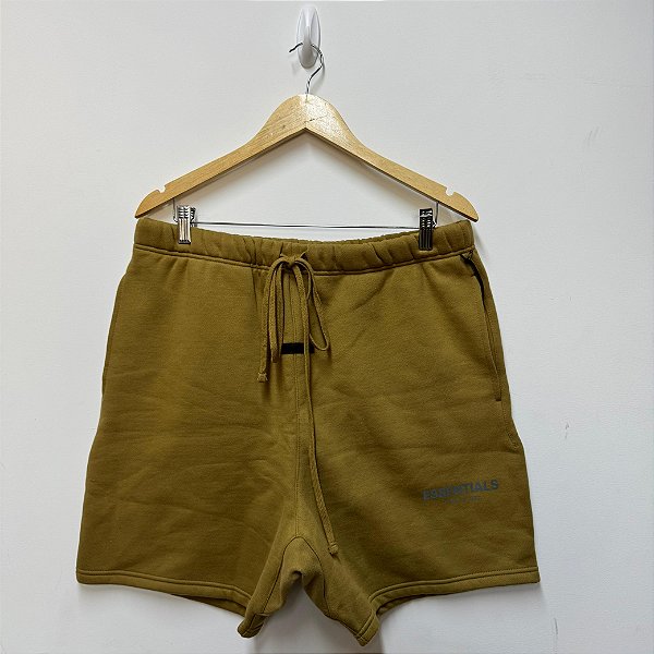 BERMUDA MOLETOM FEAR OF GOD ESSENTIALS AMBER
