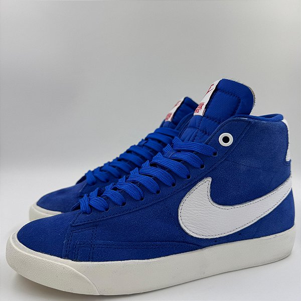 NIKE BLAZER MID STRANGER THINGS INDEPENDENCE DAY PACK