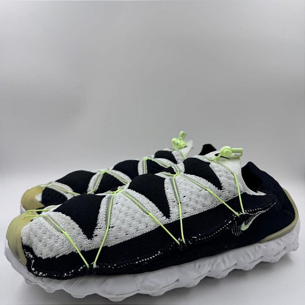 NIKE ISPA MINDBODY BLACK WHITE BARELY VOLT
