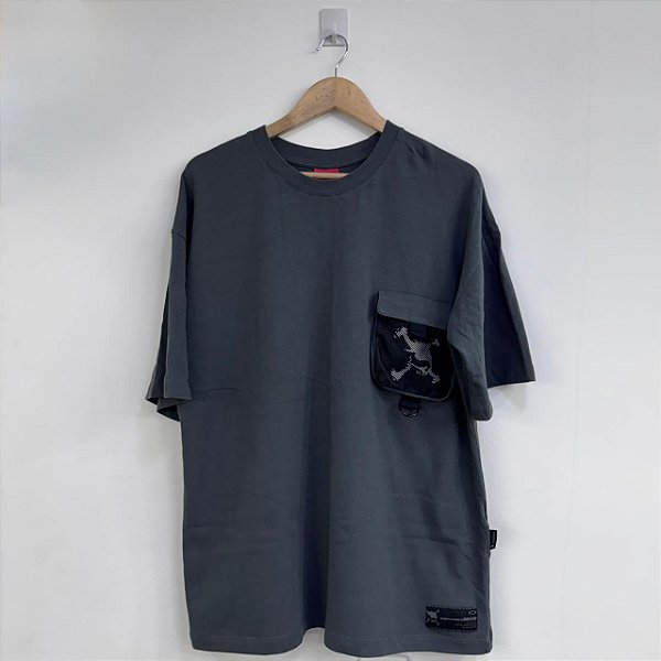 CAMISETA OAKLEY SKULL POCKET GRAFITE