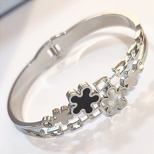 BRACELETE TREVO PEROLADO