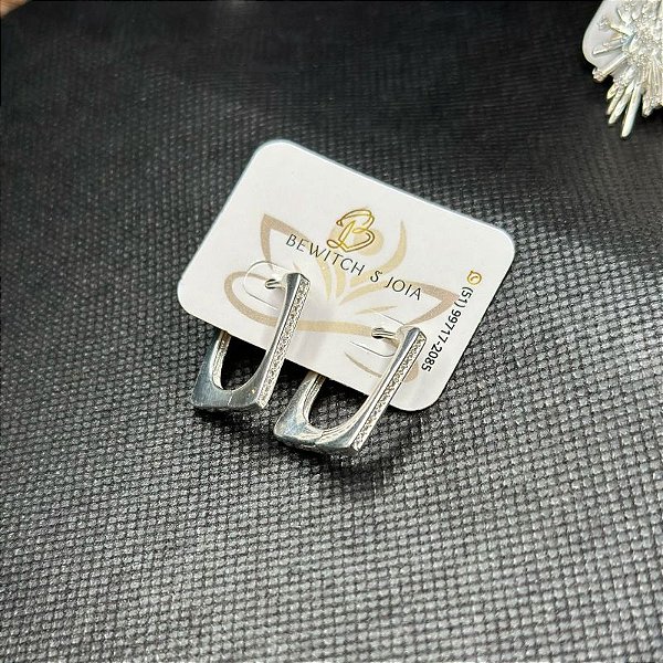 BRINCO CLIC ARGOLA QUADRADO ZIRCONIA E RÓDIO