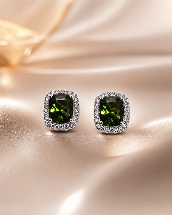 BRINCO LUXO PRATA RETANG COM ZIRC VERDE CÍTRICO E