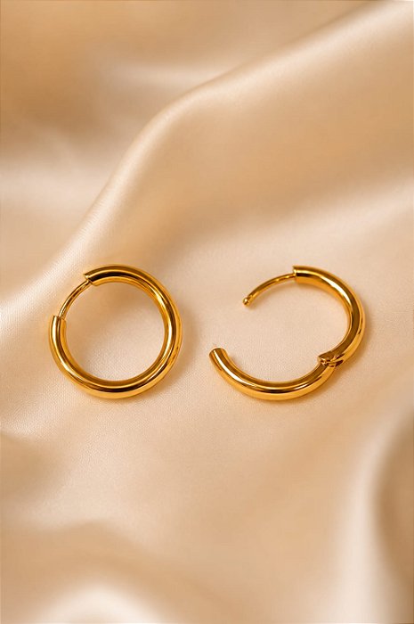 BRINCO ARGOLA 18mm DE DIÂMETRO FECHO EMBUTIR