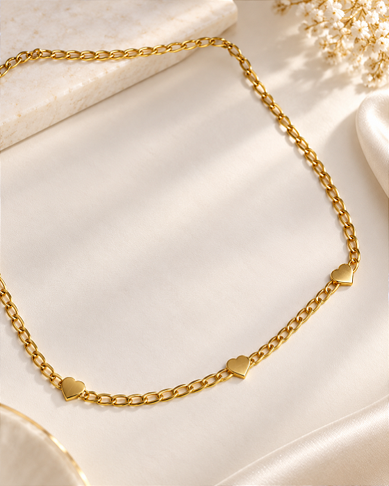 CHOKER CORRENTE GRUMET COM CORAÇÕES SOLDADOS