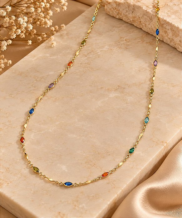 COLAR 65CM ZIRCONIA FOLHAS COLORIDAS