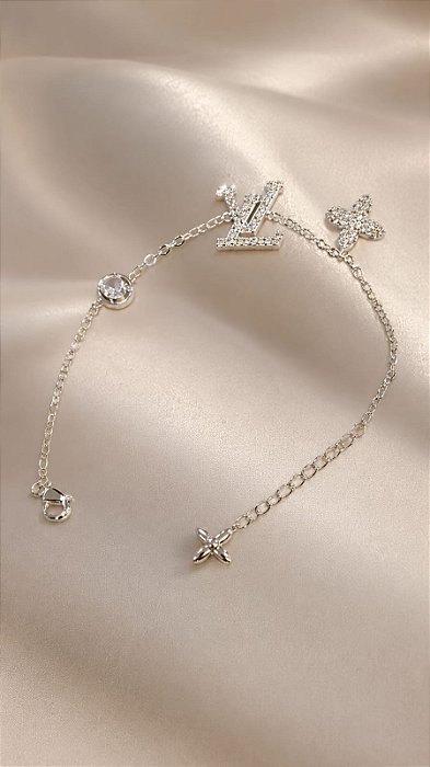 PULSEIRA INSPIRAÇÃO YL COM ESTRELA 4 PONTAS CRAVEJ