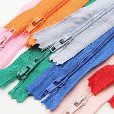 ZIPER NYLON IMPORTADO 18 CM  C/10