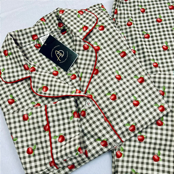 Pijama Americano Longo Xadrez com Maças