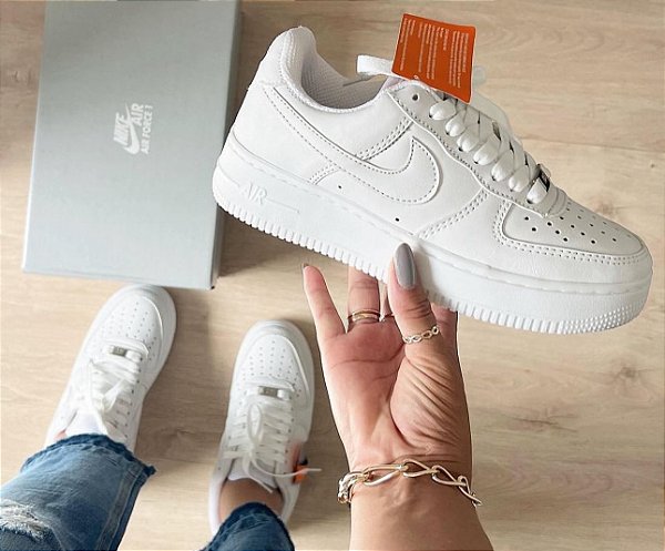 TÊNIS AIR BRANCO