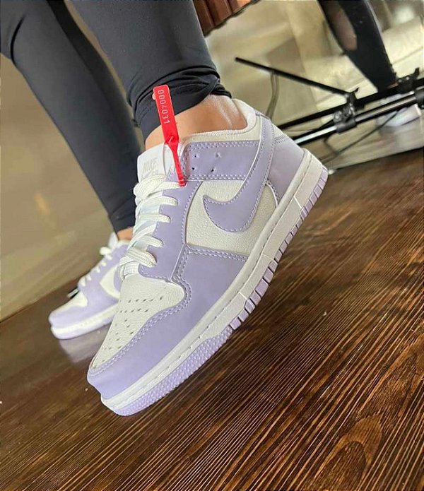 TÊNIS NIKE DUNKE LILÀS