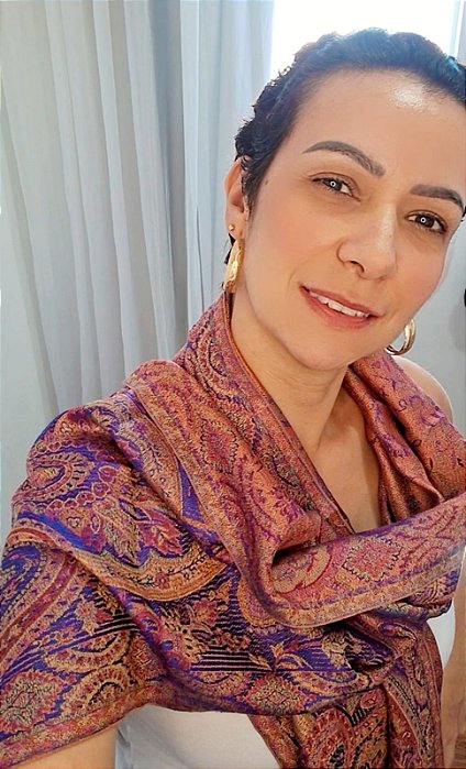 Lenço de seda, dupla face.