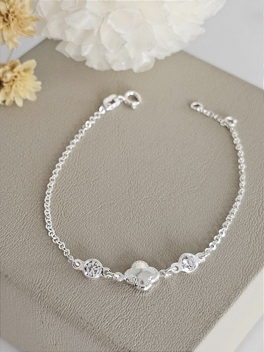 Pulseira trevo e zircônias 18,5cm
