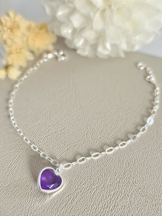Pulseira com pingente coração roxo 18cm