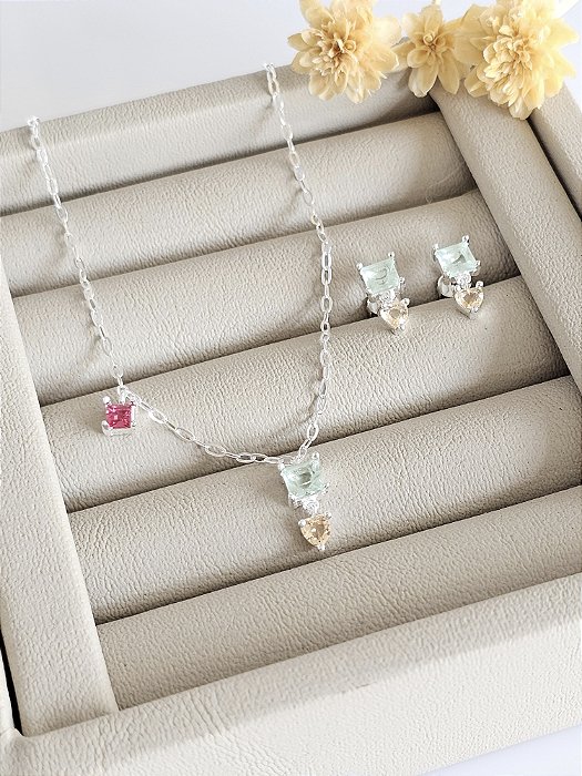 Conjunto delicado de colar e brincos zircônia e prata 925