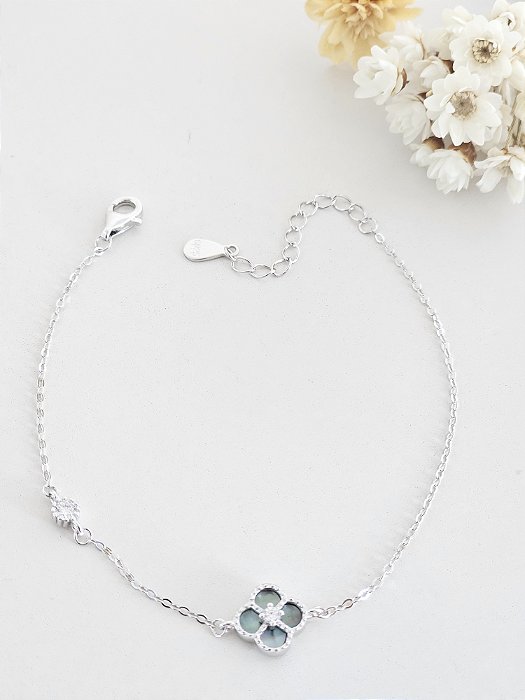 Pulseira mini trevo (cinza escuro) e zircônia prata 925 e ródio