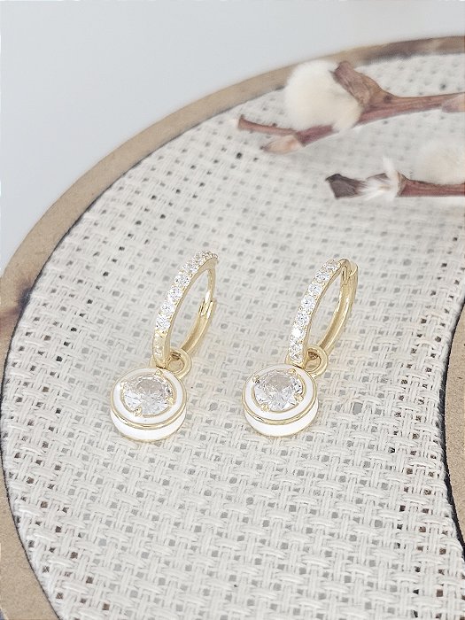 Brinco Argolinha 13 mm Cravejada com Ponto de luz Prata 925 com banho de Ouro Amarelo 18K