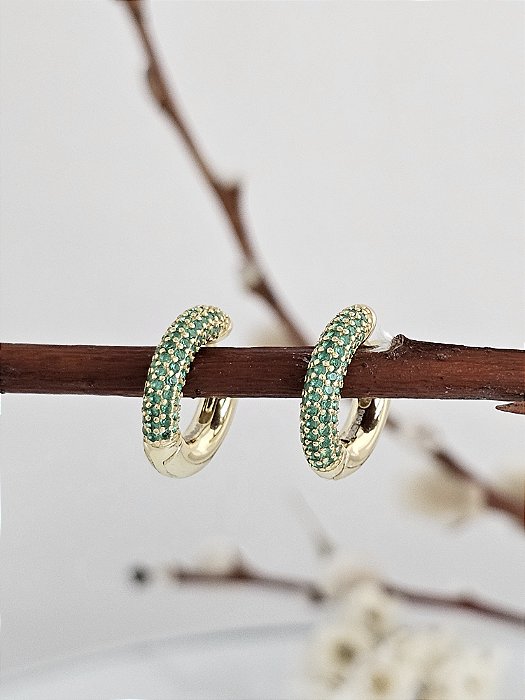 Brinco Argolinha Cravejada Verde Prata 925 Banhado a Ouro 18K