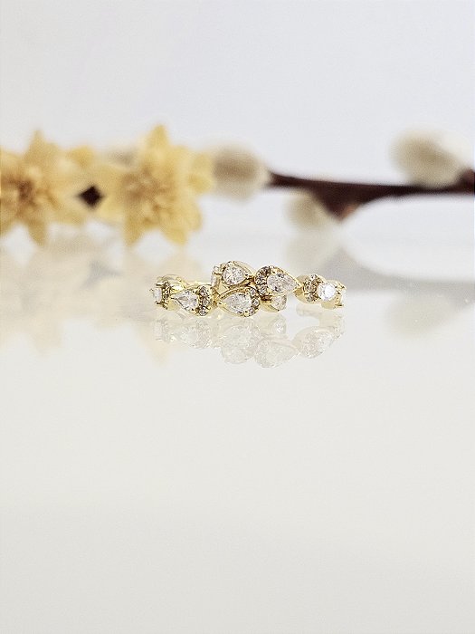 Piercing Fake Cravejado Prata 925 banhado a Ouro 18K