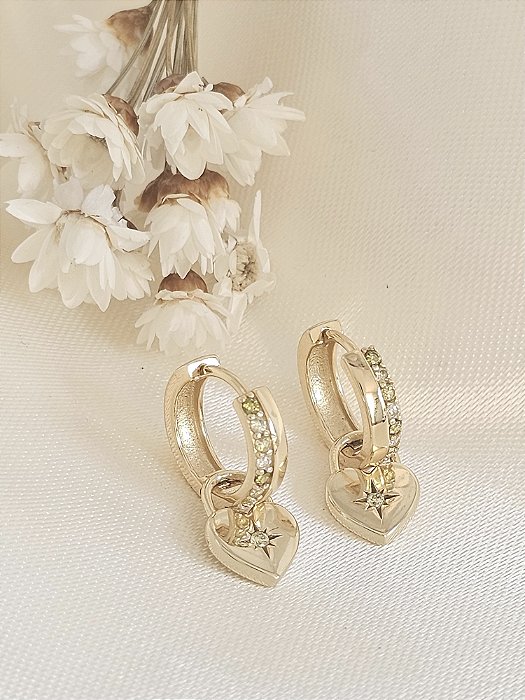Brinco Argolinha 12mm com Pingente Cadeado Coração Prata 925 banho a ouro Amarelo 18K