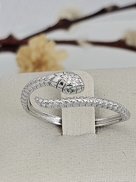 Anel regulável cobra prata 925 com banho de ródio