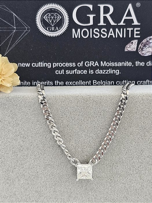 Colar ponto de luz Moissanite quadrado 5,5mm prata 925 com banho de ródio