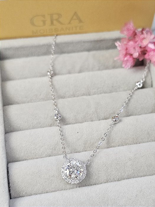 Colar ponto de luz Moissanite 6,5mm/1.0ct prata 925 com banho de ródio