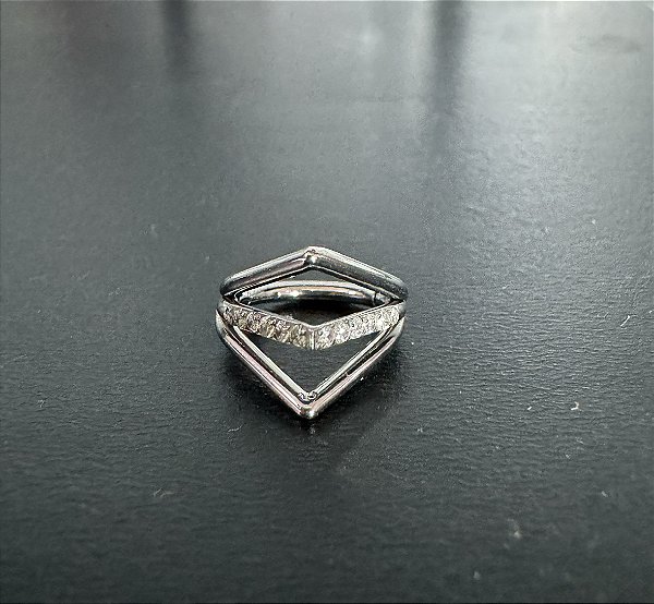 P0611 SEGMENTO TITANIO  TRES FASES C/ ZIRCONIA 1.2 8MM