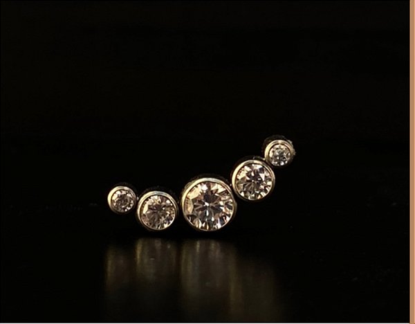 P0341 TOPO TITANIO CLUSTER 5 PEDRAS ZIRCONIA CUBICAS  CRISTAL TN256-1