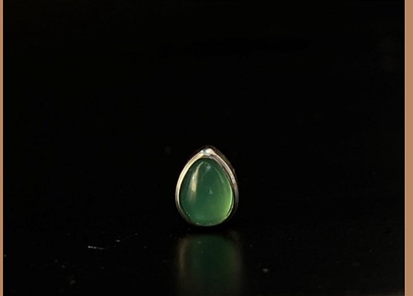 P0338 TOPO TITANIO GOTA PEDRAS NATURAIS JADE 1.2MM TN 471-4