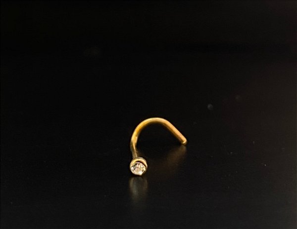 P0146 NOSTRIL TITÂNIO GOLD