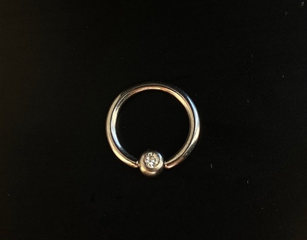 P0105 CAPTIVES AÇO  STRASS CRISTAL 6MM