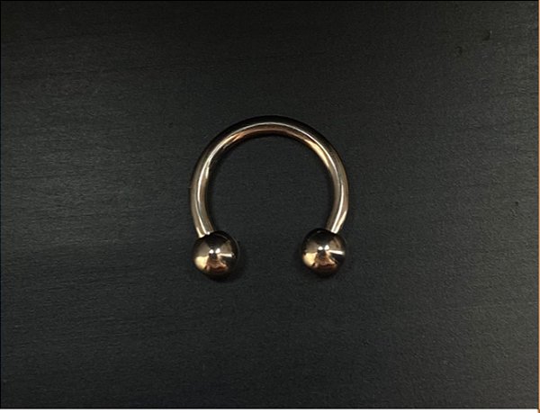 P0089 FERRADURA TITANIO 6MM