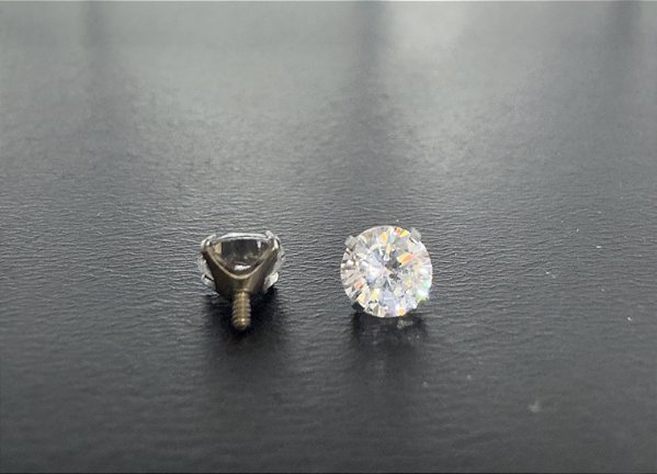 P0705 TOPO TITâNIO CRISTAL ZIRCONIA GARRINHA 1.2 4MM