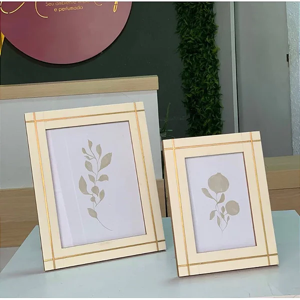 PORTA-RETRATOS EM ACRILICO E FITA DE COBRE - 15X2 - 18487