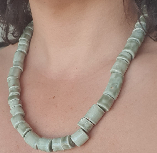 Colar de cerâmica Èlègance