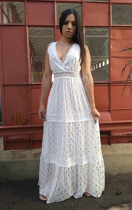 Vestido boho fluido longo brano com dourado